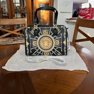Source Unknown Black & Gold Medusa Crossbody Tote Handbag!